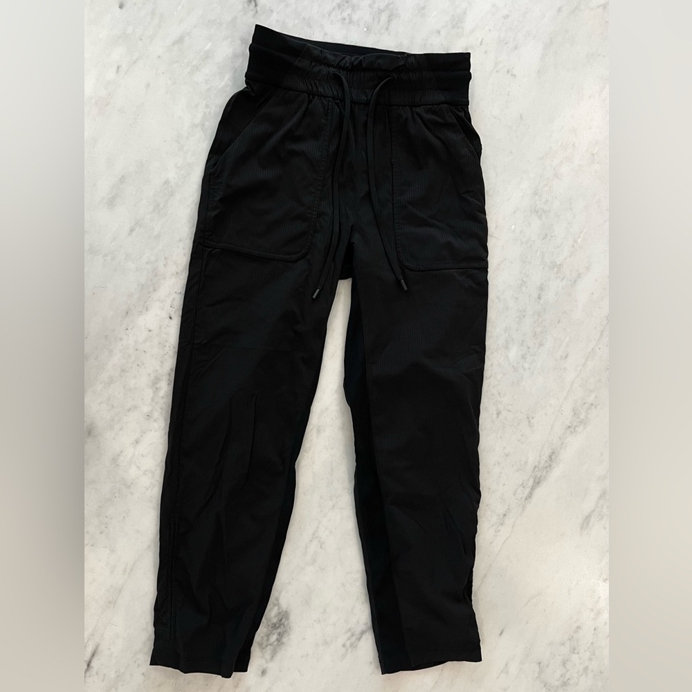 Lululemon Dance Studio Pant size 0 -Black